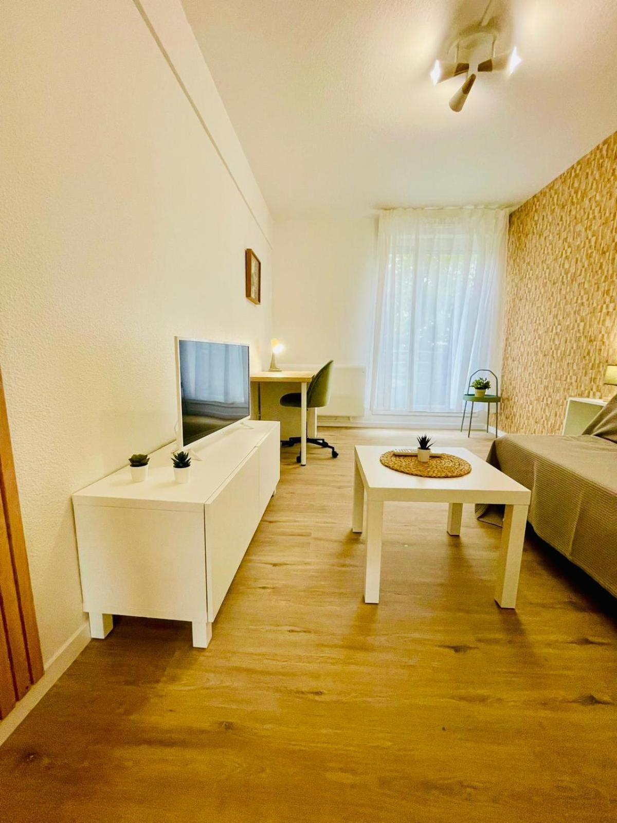 Sphinx Residences - Tempologis Memorial